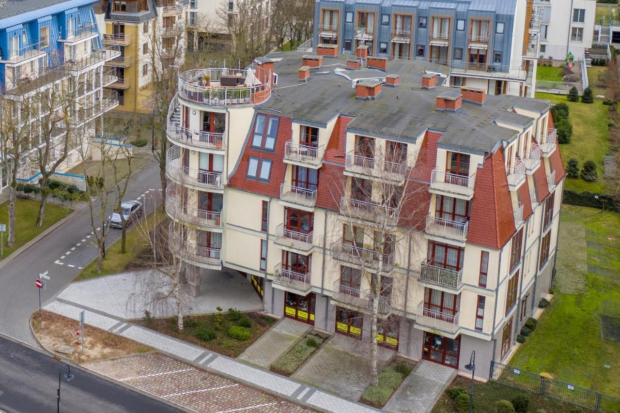 Ambria Apartments Promenada Svinoústí Exteriér fotografie