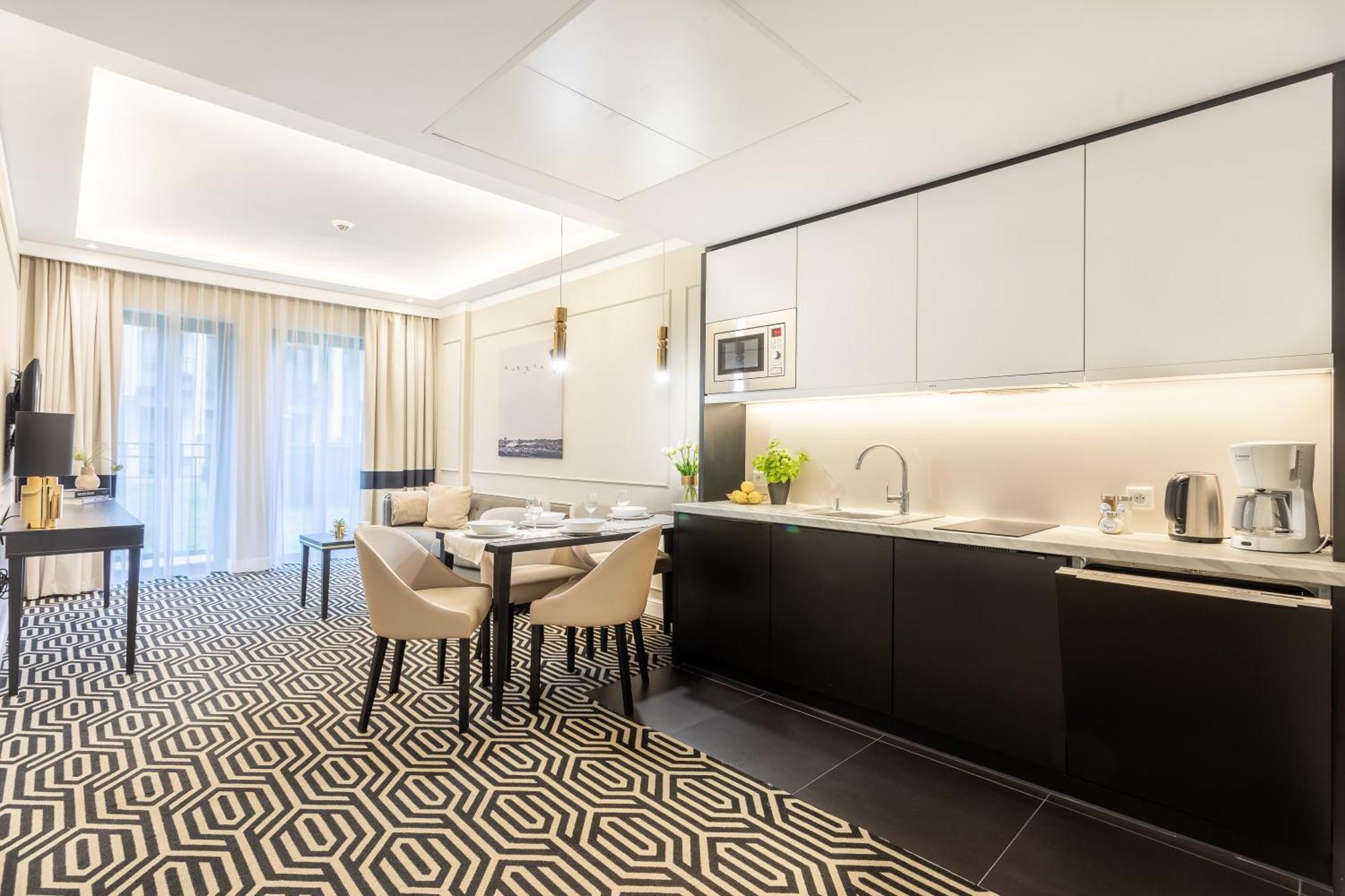 Ambria Apartments Promenada Svinoústí Exteriér fotografie