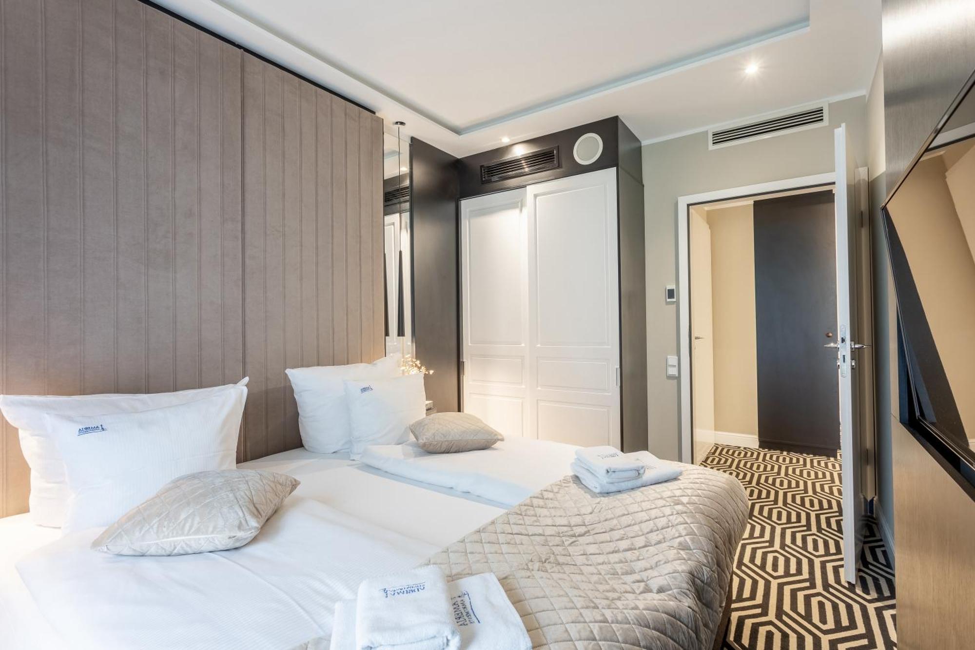Ambria Apartments Promenada Svinoústí Exteriér fotografie